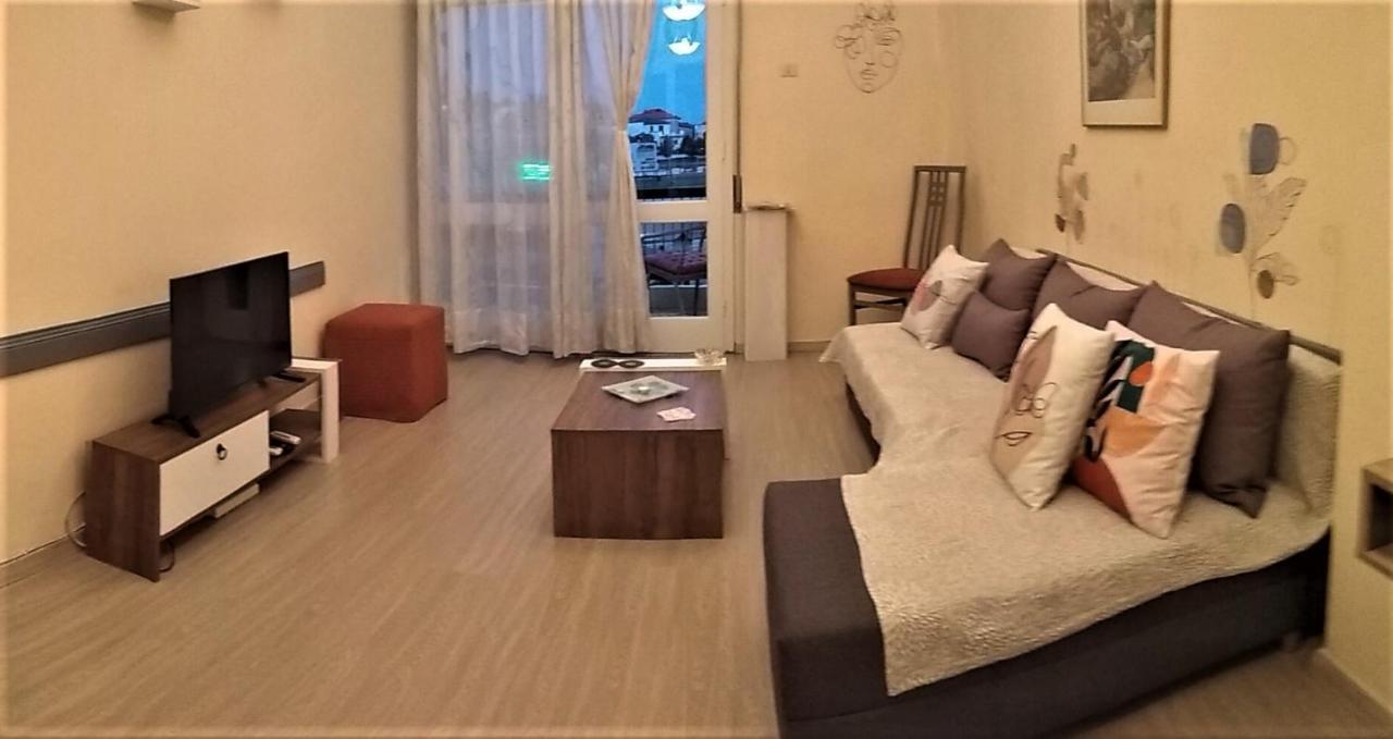 G & G Guesthouse II Эдесса Экстерьер фото